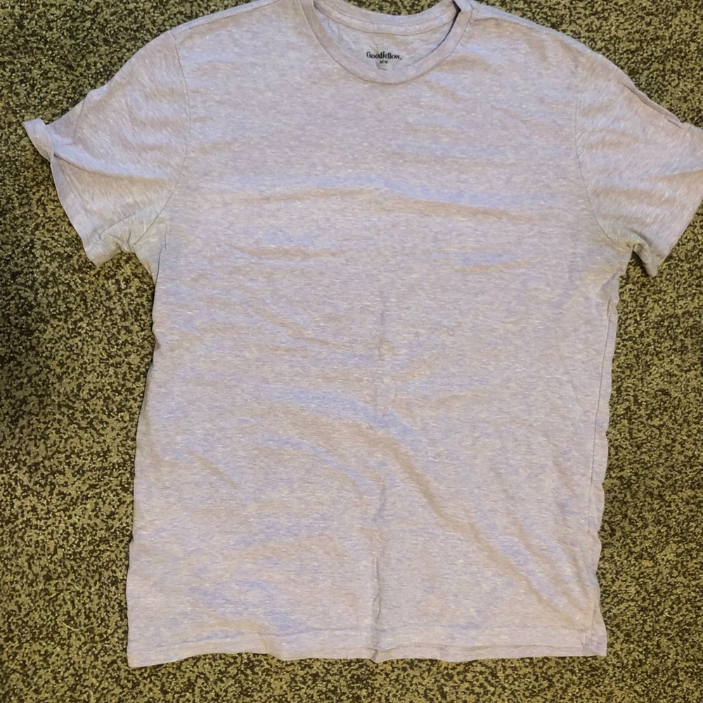 Purple heathered short sleeve shirt. Men’s medium